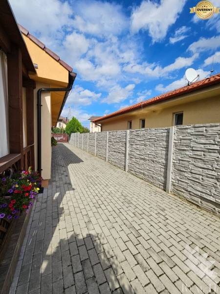 Predaj 4 izb. bungalov Novostavba Ráztočná - Vrakuňa